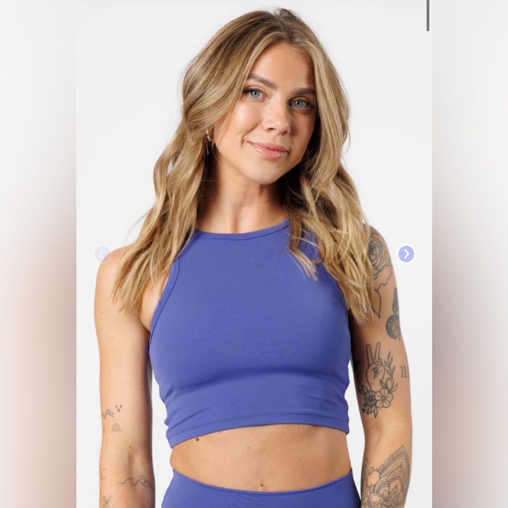 NWT ParagonFitwear Classic Crop